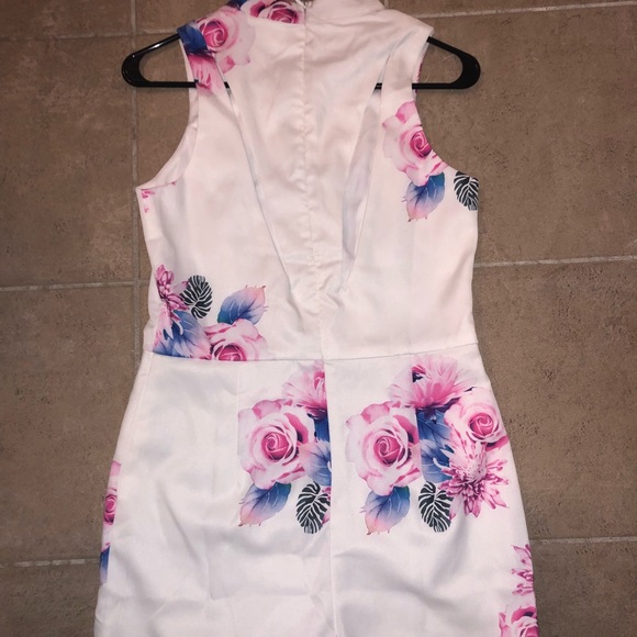Floral romper - Picture 2 of 4
